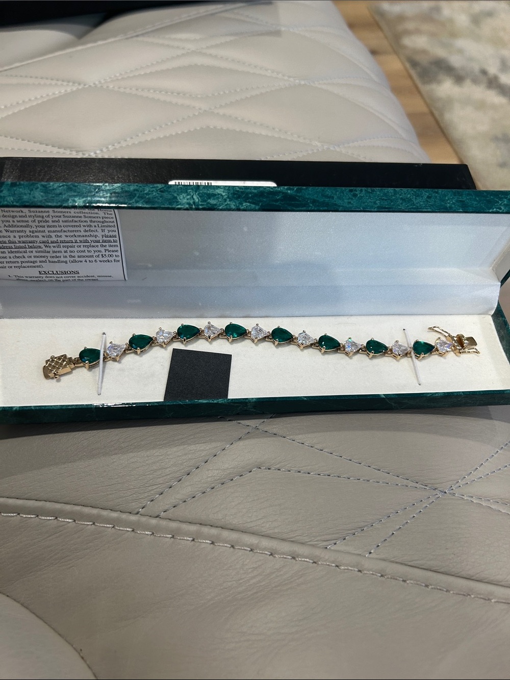 Suzanne Somers Emerald Teardrop and Clear Stone Gold Bracelet. Sz 8